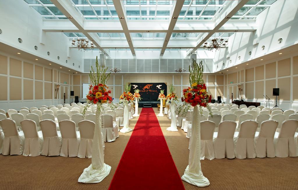 Royale Chulan Damansara Hotel Petaling Jaya Exterior photo The Wedding Hall