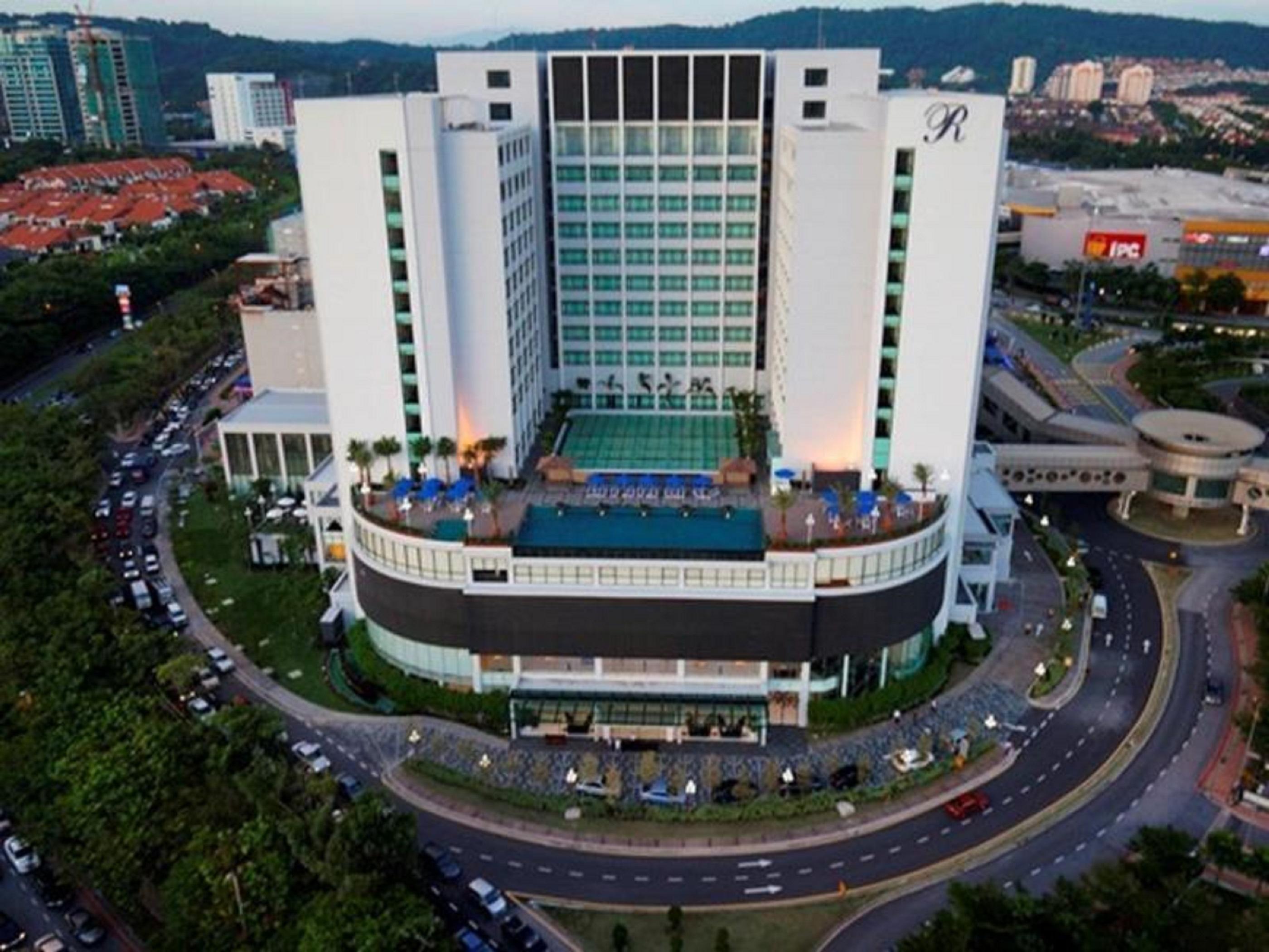 Royale Chulan Damansara Hotel Petaling Jaya Exterior photo The hotel's aerial view